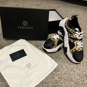 Brand new Versace jeans couture shoes